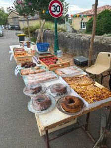 Un marché gourmand sous le signe de la convivialité